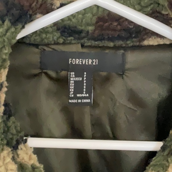 Forever 21  Winter Jacket - Picture 2 of 3